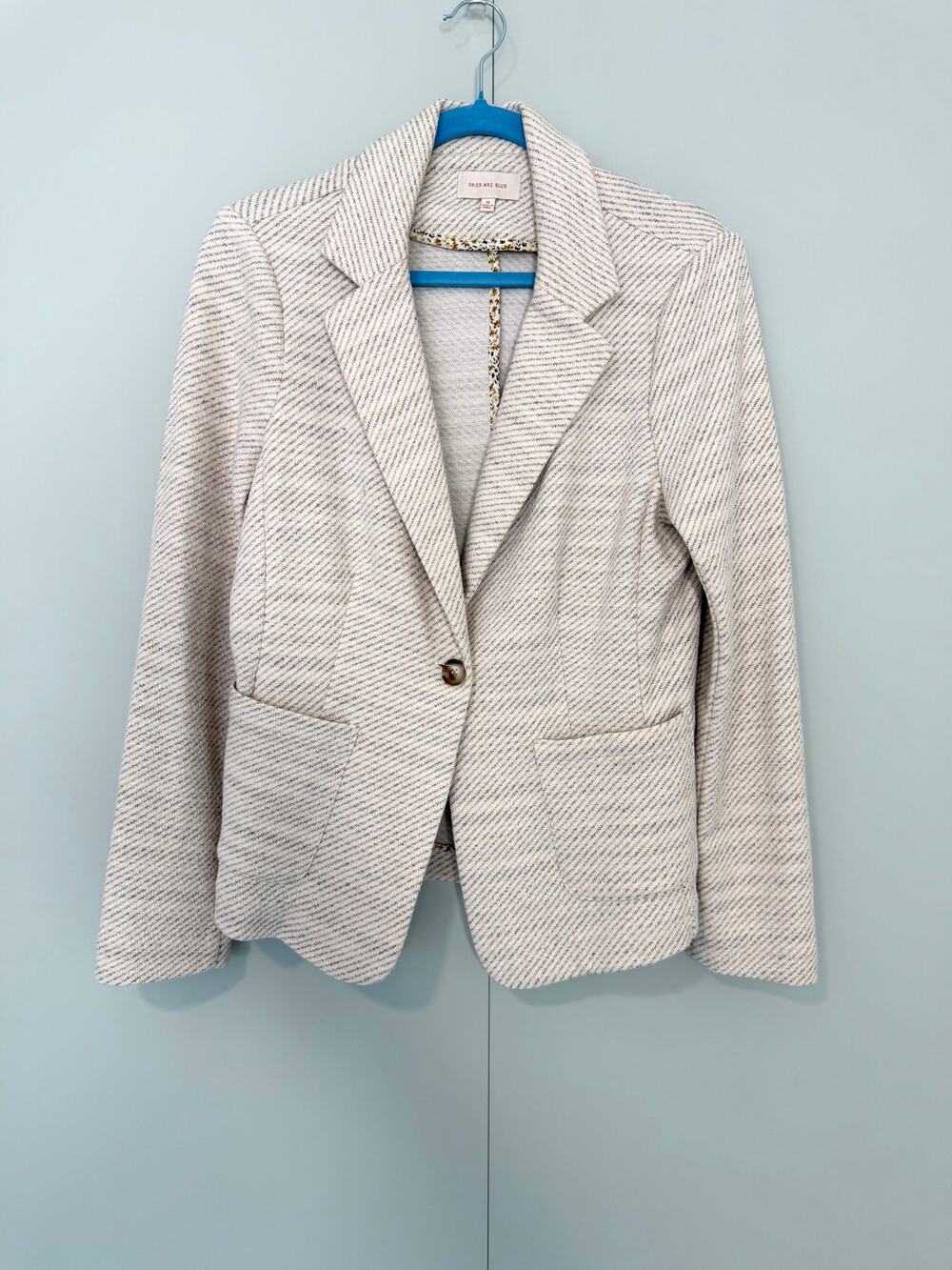 SKIES ARE BLUE Women's Striped Knit Single Button Blazer in White Tan 24841ST